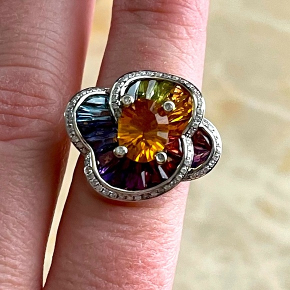 D&R Jewelry Jewelry - 14k Yellow Gold Citrine Ring with Multicolored Gemstones